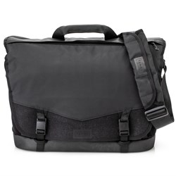 dna 16 black